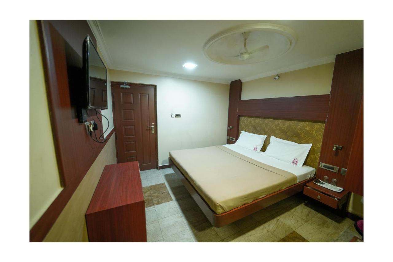 Everestparkresidency Hotel Tiruchirappalli Bagian luar foto