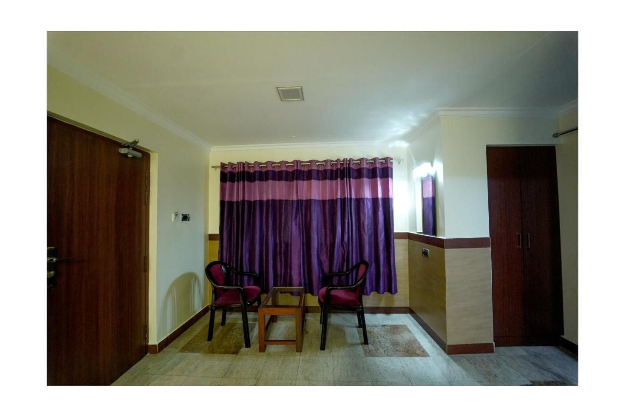 Everestparkresidency Hotel Tiruchirappalli Bagian luar foto